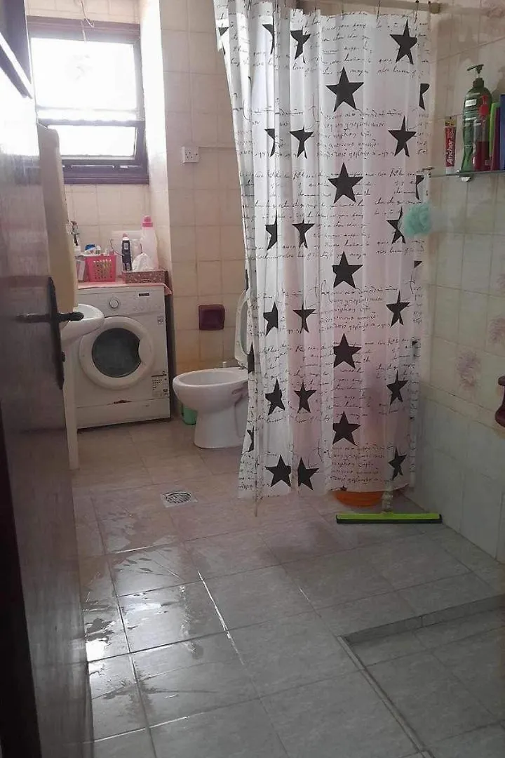 Homestay One Private Room For Two In An Apartment Abu Dhabi